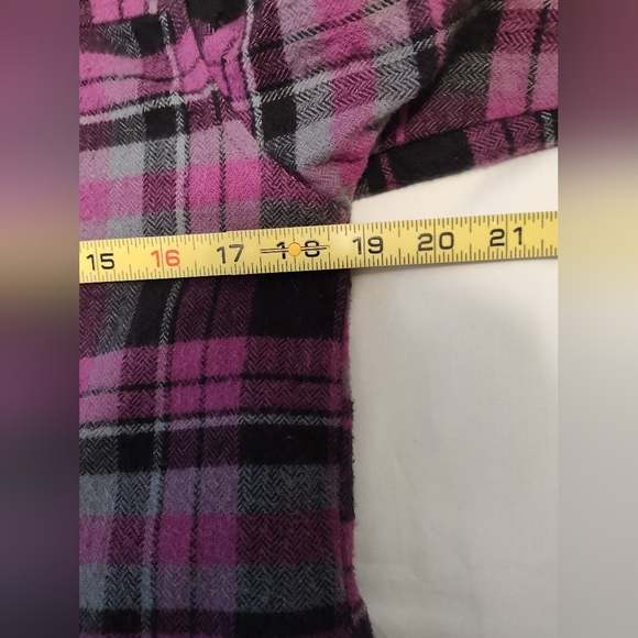 COLUMBIA Ladies Button Up Jacket. Size Small.  Purple Plaid. - Picture 5 of 6